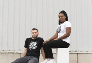 T-Shirt "Home is where the Moin is" – Bild 3
